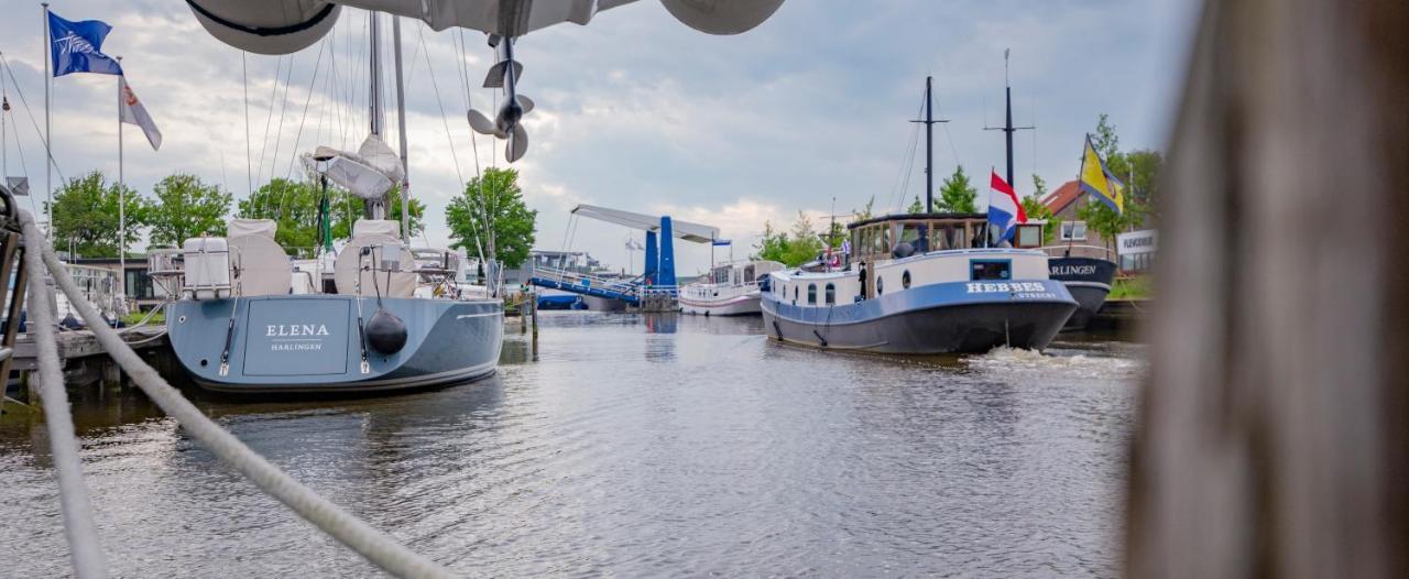 Unieke Woonboot In Harlingenアパートメント エクステリア 写真